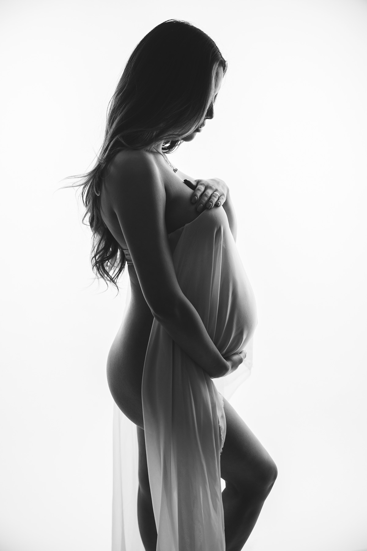 Las Vegas maternity photographer with twenty years of experience